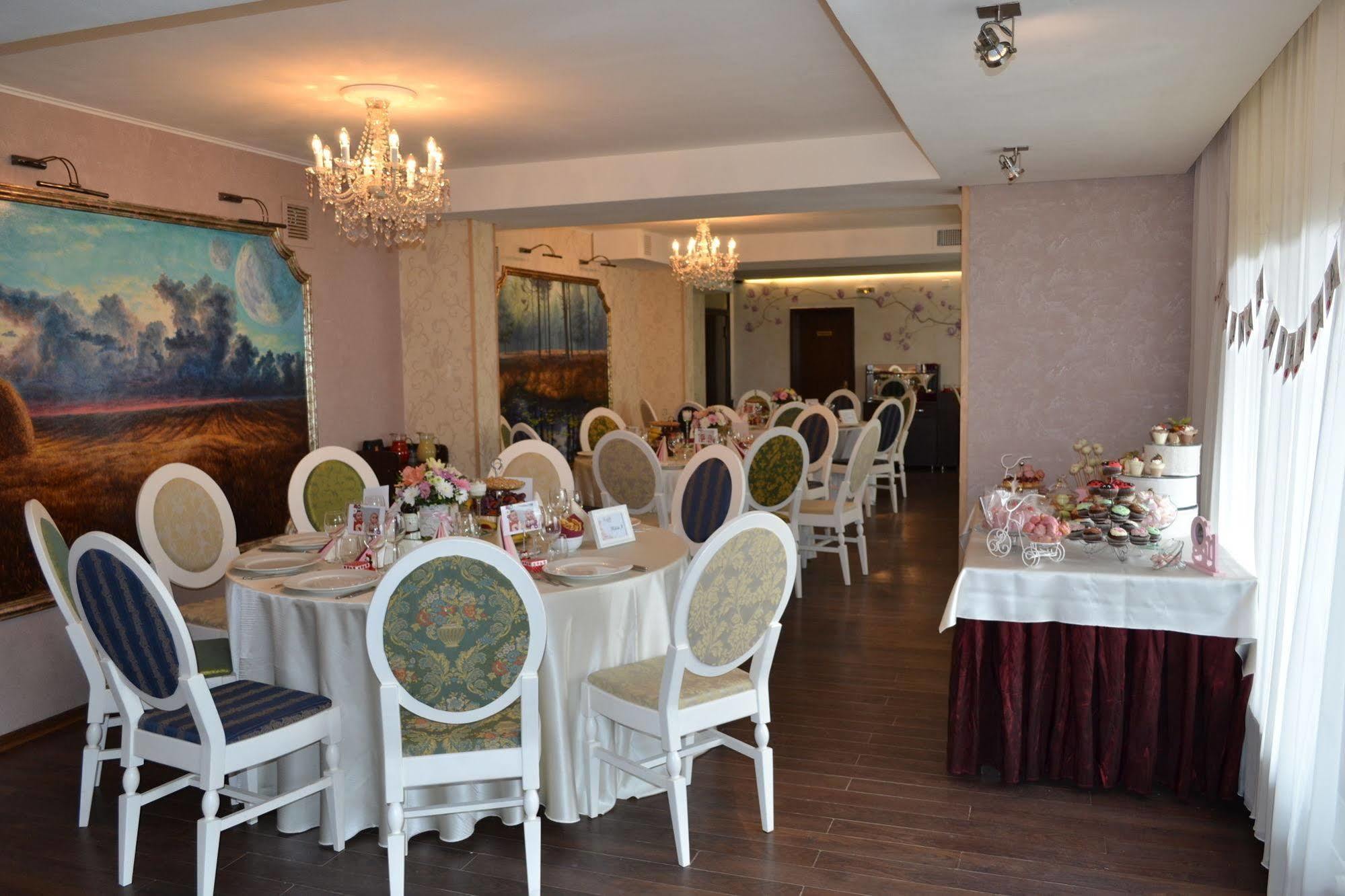 Hotel Rubin Sibiu Exterior foto